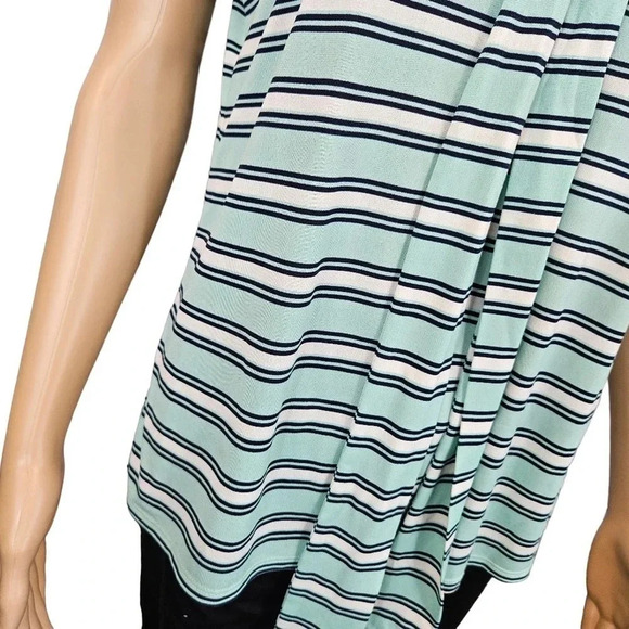 The Limited Size L Green and White Stripe Sleeveless Top with Tie - Picture 3 of 9